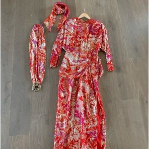 Vintage GIVENCHY evening gown. Mint condition but belt has 2 stones missing.